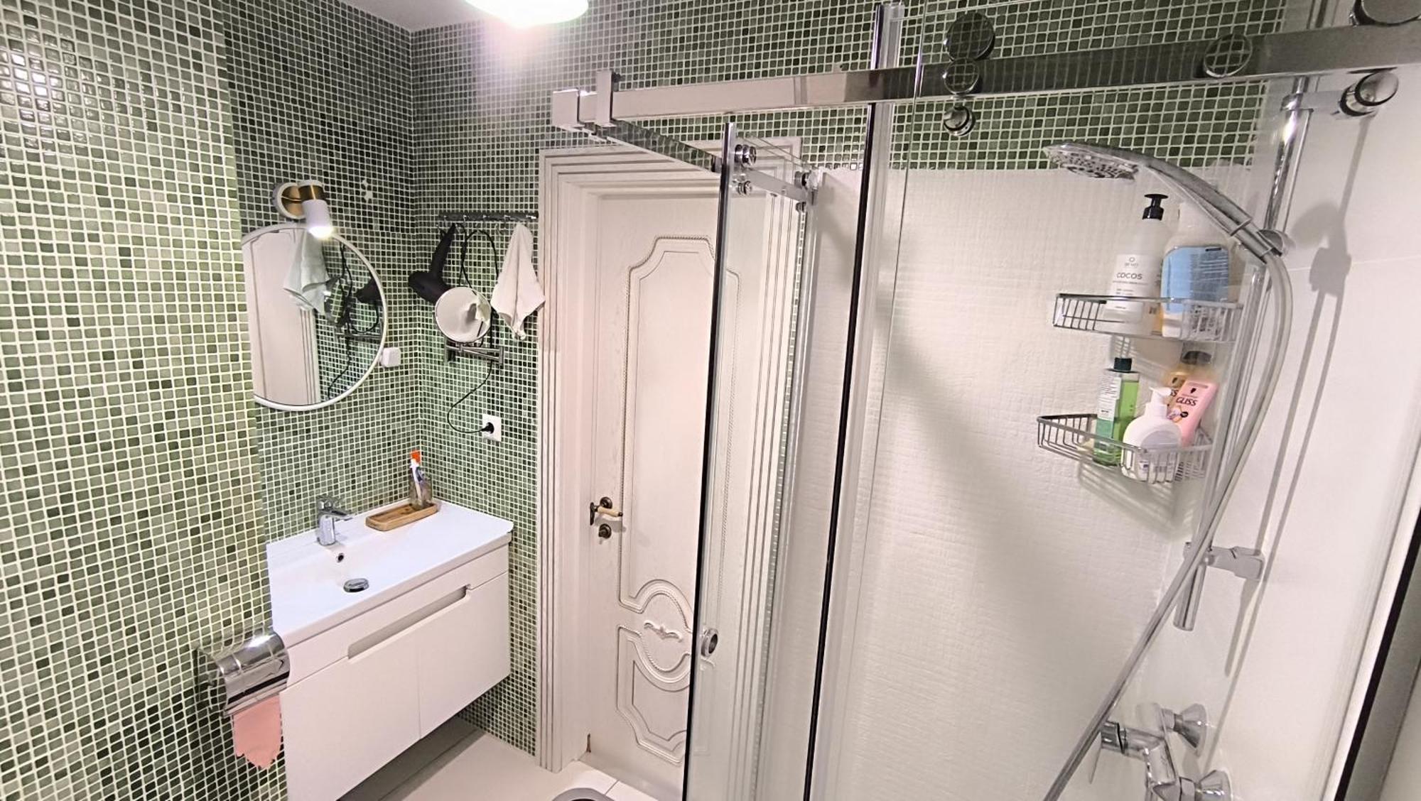 Комната С Двухместной Кроватью В Квартире С Общим Душем И Кухней, Double Room In A Guest Apartment, Camera La Cheie In Apartament Cu Dus Si Bucatarie Comuna Kiszyniów Zewnętrze zdjęcie